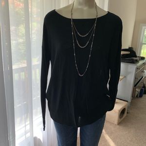 Black light weight sweater/top.